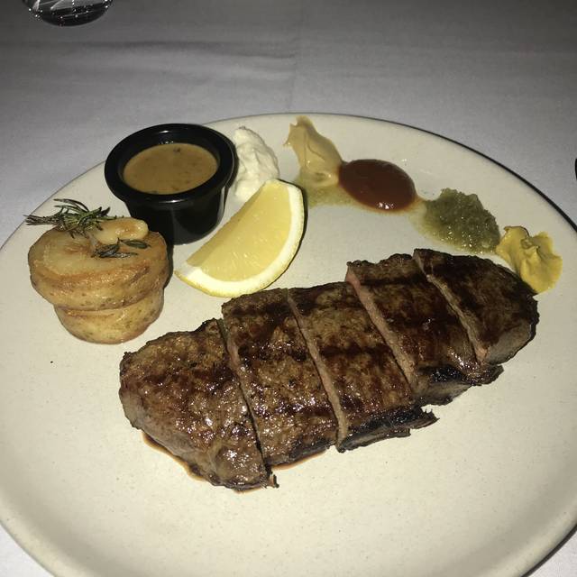 Black Hide Steakhouse - Gambaro Hotel - Caxton Street - Petrie Terrace ...