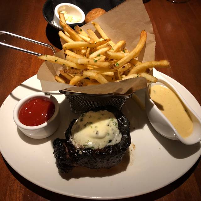 Stoney River Steakhouse and Grill - West End Restaurant - Nashville, TN