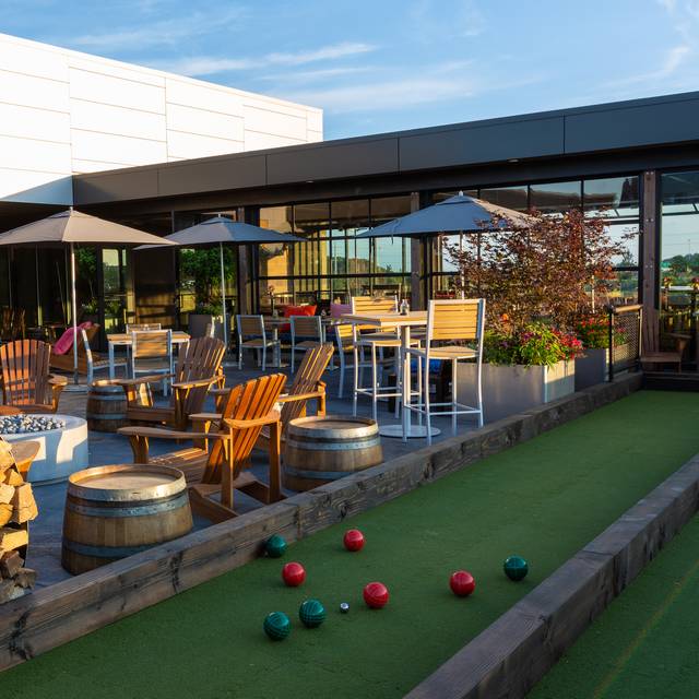 Pinstripes Cleveland Restaurant Beachwood, OH OpenTable