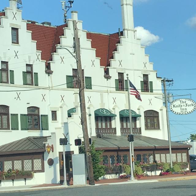 Knife & Fork Inn