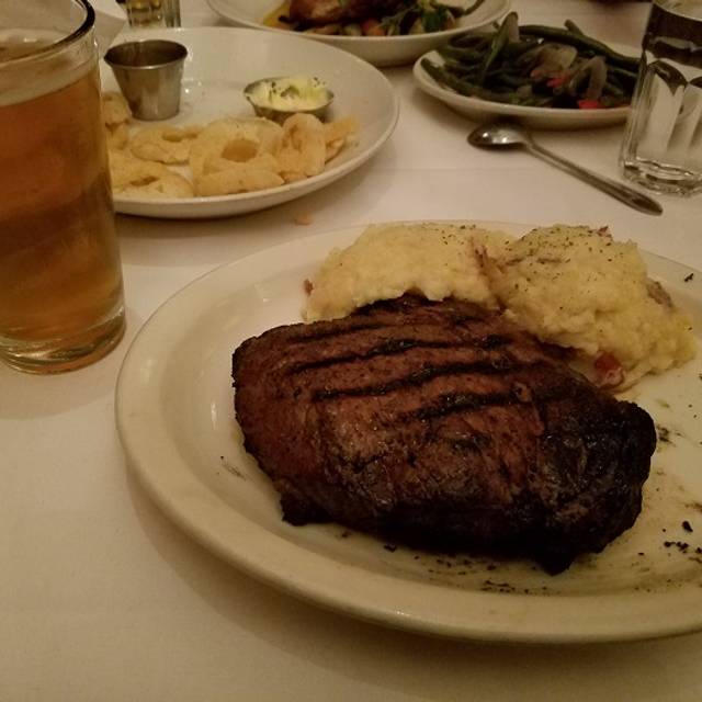 St Elmo Steak House Restaurant Indianapolis In Opentable 