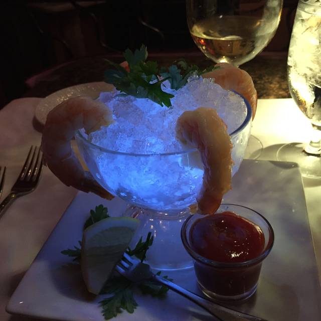 Russell's Steaks, Chops, and More Restaurant Williamsville, NY