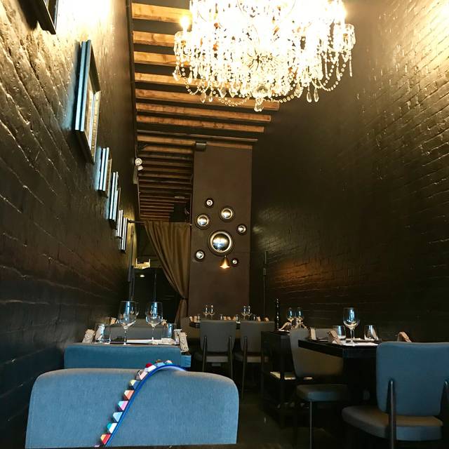 Oak Tuscan Truffle Lounge Restaurant New York Ny Opentable