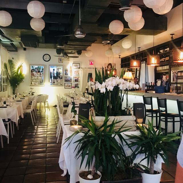 Permanently Closed Cara Mia Trattoria Italiana Restaurant Miami Cara Mia Trattoria Italiana Miami Beach Fl