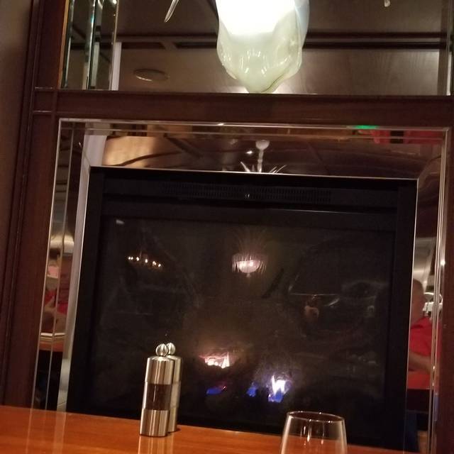 Tres by Jose Andres @ SLS Hotel, a Luxury Collection Hotel, Los Angeles, CA Tres by Jose Andres @ SLS Hotel, a Luxury Collection Hotel, Los Angeles, CA