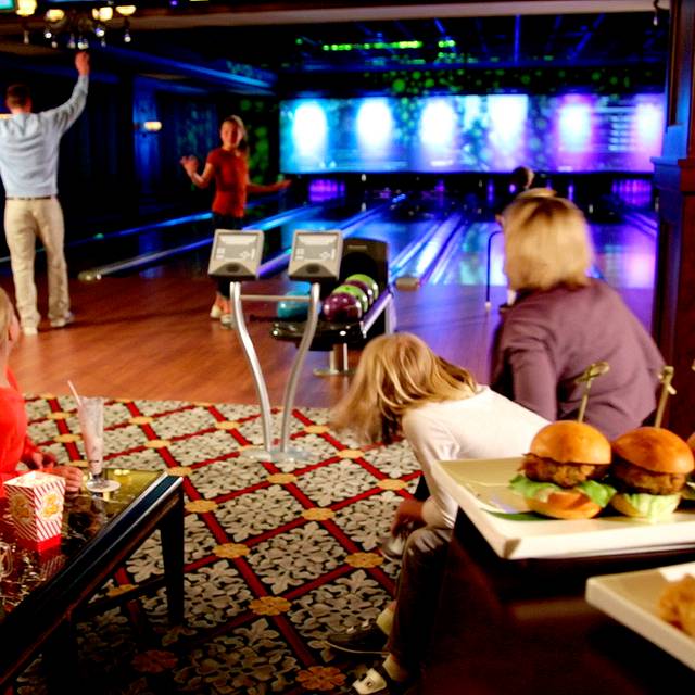 10 Restaurants Near Cheyenne Mountain Zoo Opentable