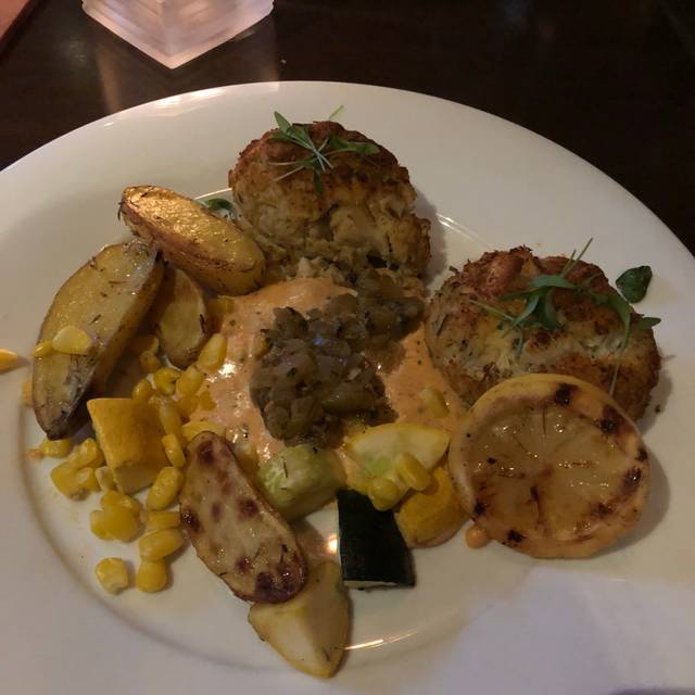 Harvest Seasonal Grill & Wine Bar Newtown Restaurant Newtown, PA