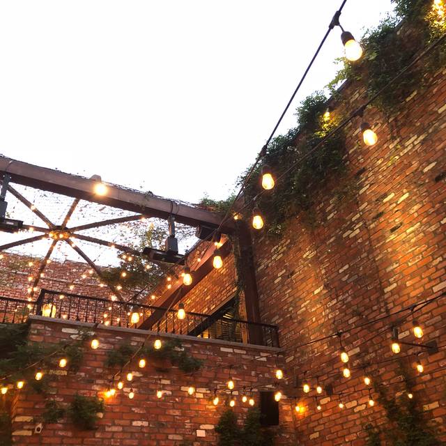 Beauty & Essex - LA Restaurant - Los Angeles, CA | OpenTable