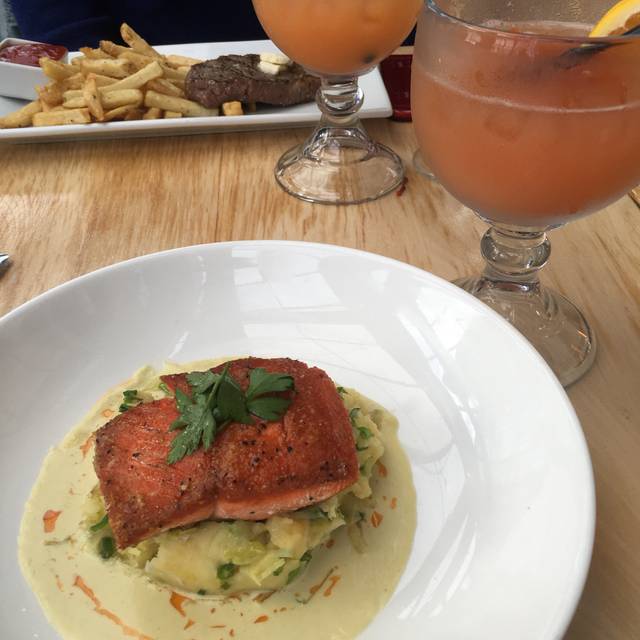 Finn's Seafood, Chops and Cocktails Restaurant Victoria, BC OpenTable