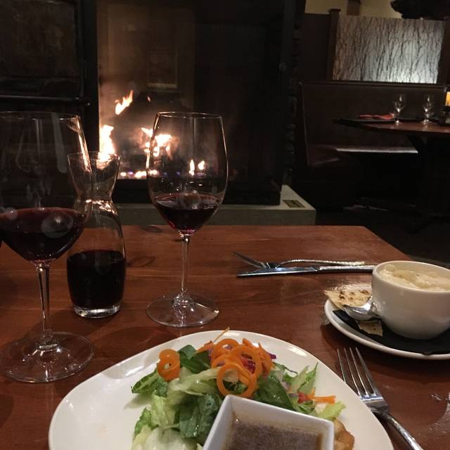 10 Best Restaurants In Rapid City Read Reviews Reserve On Kayak Steakhouse