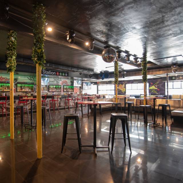 22 Restaurants Near Pantages Theatre Hollywood Opentable