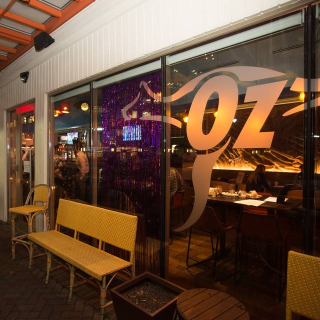Oz Restaurant And Bar Arlington Va Opentable Exterior Patio Oz Restaurant And Bar Arlington Va
