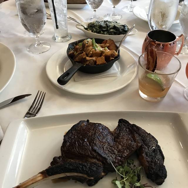 The District Seville Steak Seafood Restaurant Pensacola Fl The District Seville Steak Seafood Pensacola