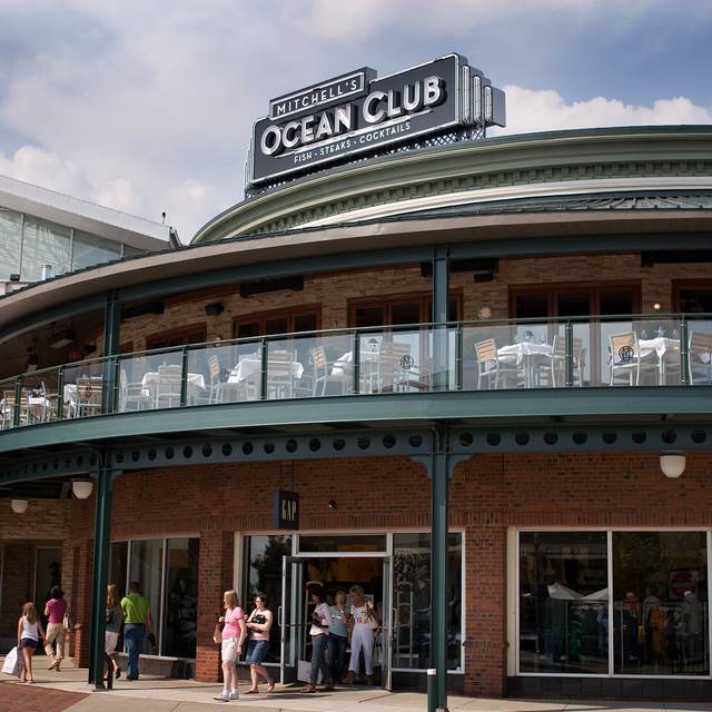 Mitchell S Ocean Club Easton Town Center Columbus Restaurant Info Reviews Photos Kayak