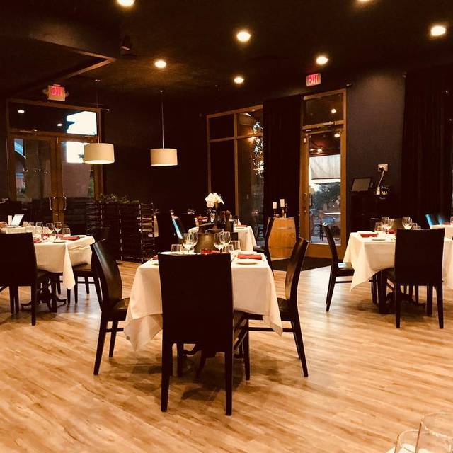 Lara Bistro Restaurant Carefree Az Opentable Lara Bistro Carefree Az