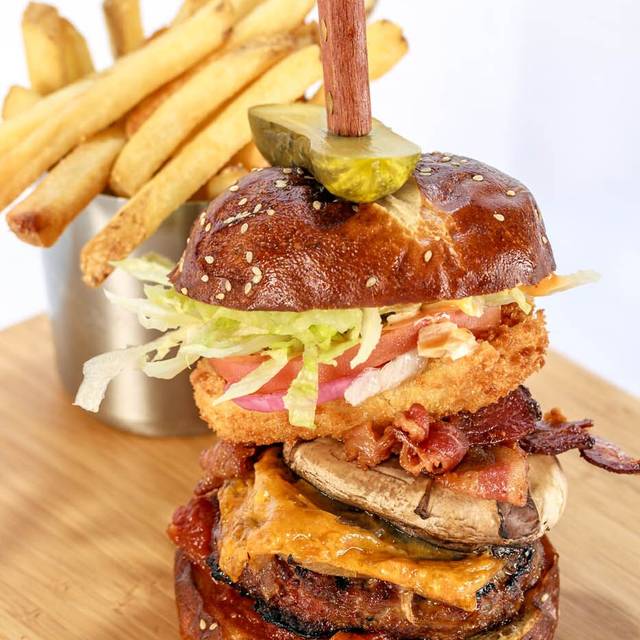 Cinnamon Bear Grille Hilton Whistler Resort and Spa Restaurant