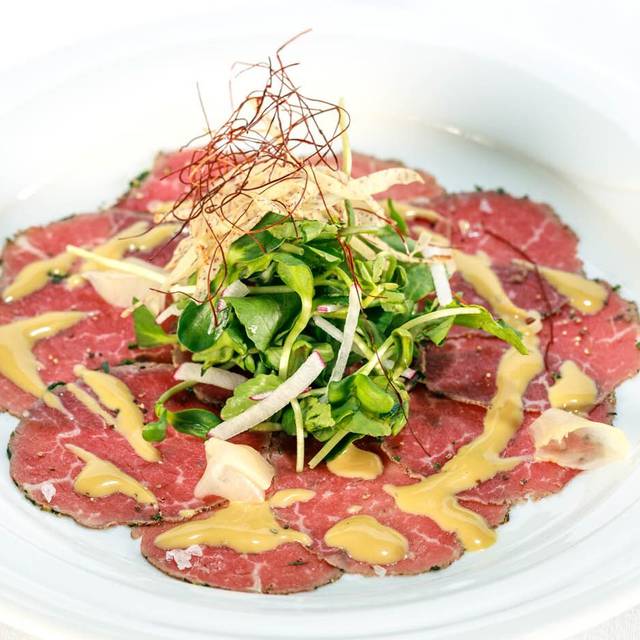 Cinnamon Bear Grille Hilton Whistler Resort and Spa Restaurant