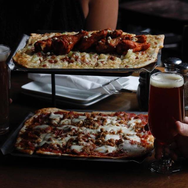 Beer Revolution Craft Beer & Pizza Bar - Oliver Square - Edmonton, AB
