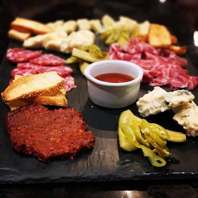 A Mano Kitchen & Bar Restaurant Syracuse, NY OpenTable