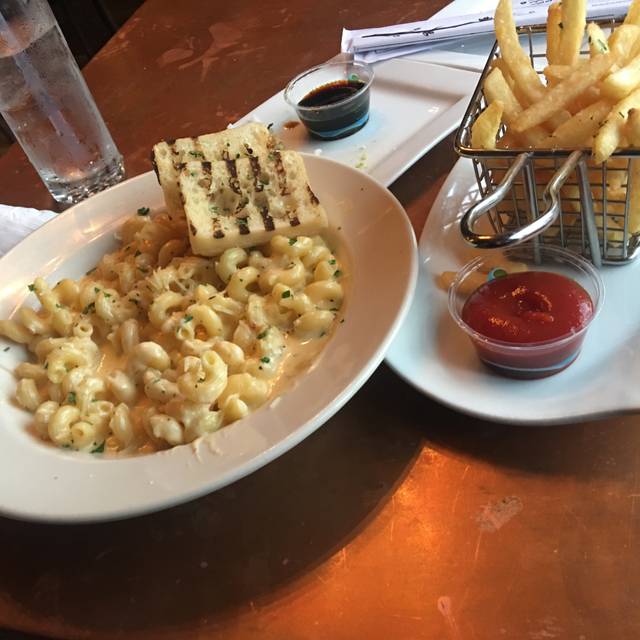 Tom's Oyster Bar Royal Oak Restaurant Royal Oak, MI OpenTable