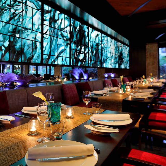 Eauzone - One&Only Royal Mirage Restaurant - Dubai, Dubai | OpenTable