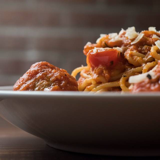 Livia Italian Eatery Elmhurst Restaurant Il Opentable Livia Italian Eatery Spaghetti Meat Elmhurst