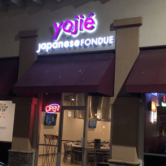 10 Restaurants Near Cerritos Towne Center Ping Opentable