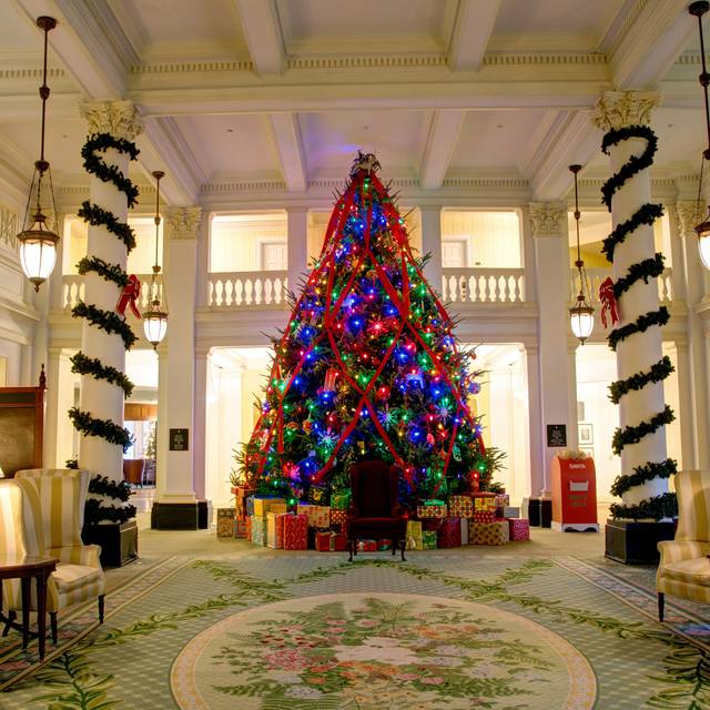 Holiday Dining at The Omni Homestead Restaurant Hot Springs, VA