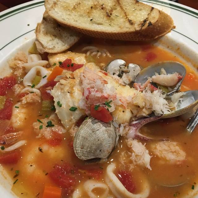 Portland Seafood Co. Washington Square Restaurant Tigard, OR