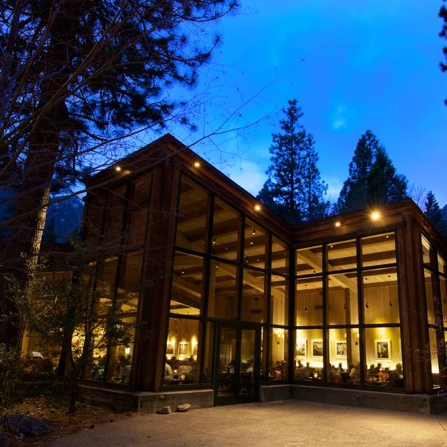 Yosemite Valley Lodge Mountain Room Restaurant Yosemite