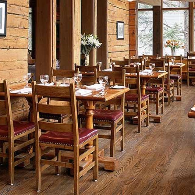 Mount Burgess Dining Room Emerald Lake Lodge Restaurant Field, BC