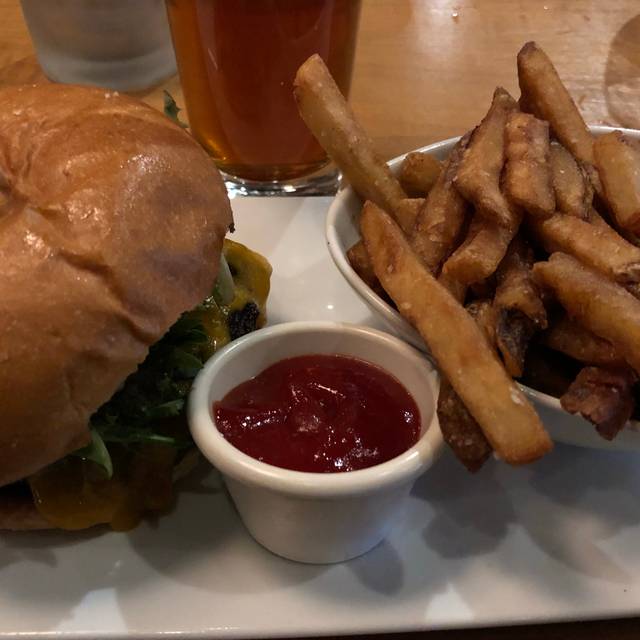 Harpers Landing Restaurant Oakville, ON OpenTable