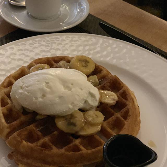 Dante Next Door Restaurant Cleveland Oh Opentable
