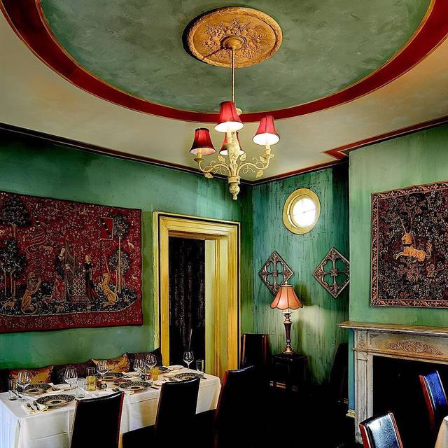 medjool dates romantisk restaurant i oslo medjool dates romantisk restaurant i oslo