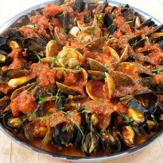 Gargiulo's Coney Island, Brooklyn. Restaurant Info ...