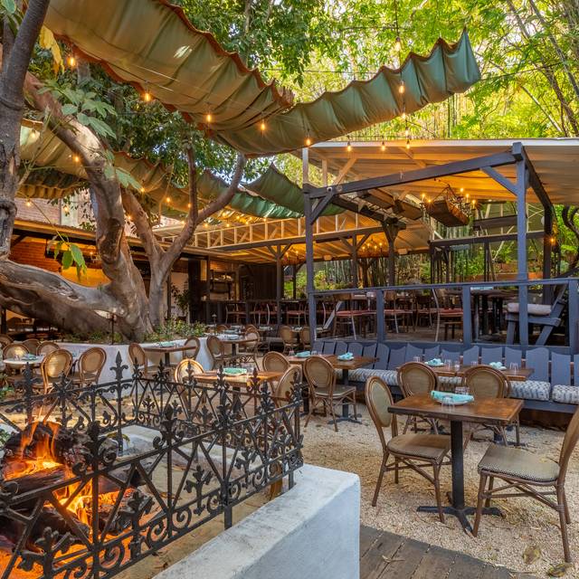 Bacari Silverlake Restaurant - Los Angeles, CA | OpenTable