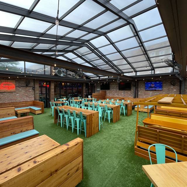 Happy Camper Pizzeria Wrigleyville Restaurant Chicago, IL OpenTable