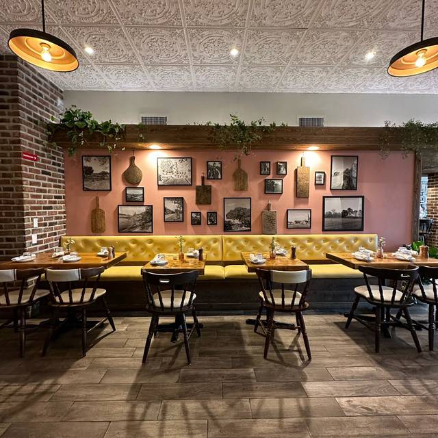 Oak Bistro Restaurant - Cambridge, MA | OpenTable