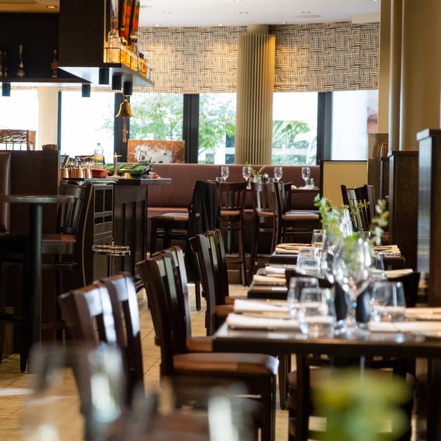 Restaurant Casse-Croûte – Hamburg, HH | OpenTable