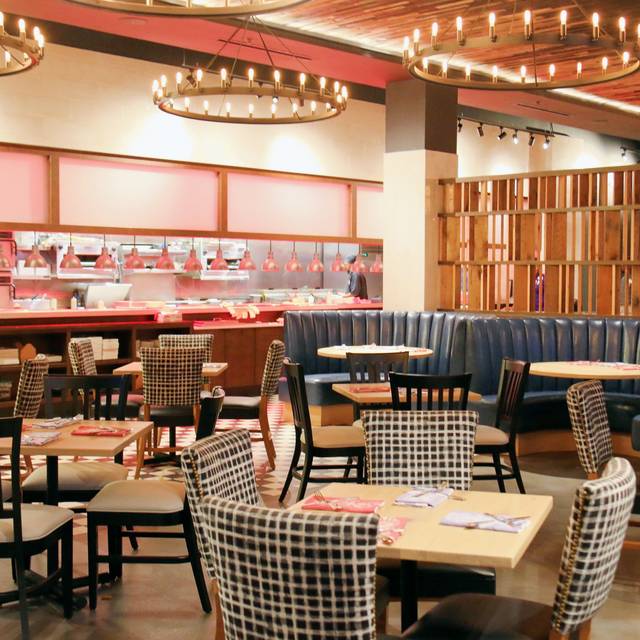 Guy Fieri’s Kitchen & Bar Horseshoe Tunica Restaurant Tunica Resorts