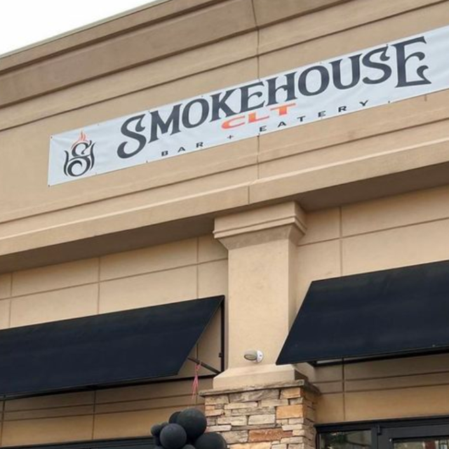Dirty Birdz at Smokehouse CLT Updated 2024, American Restaurant in