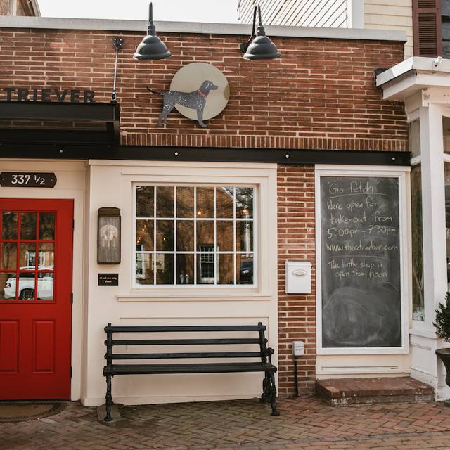 The Retriever Bar & The Decoy Bottle Shop Restaurant Chestertown, MD
