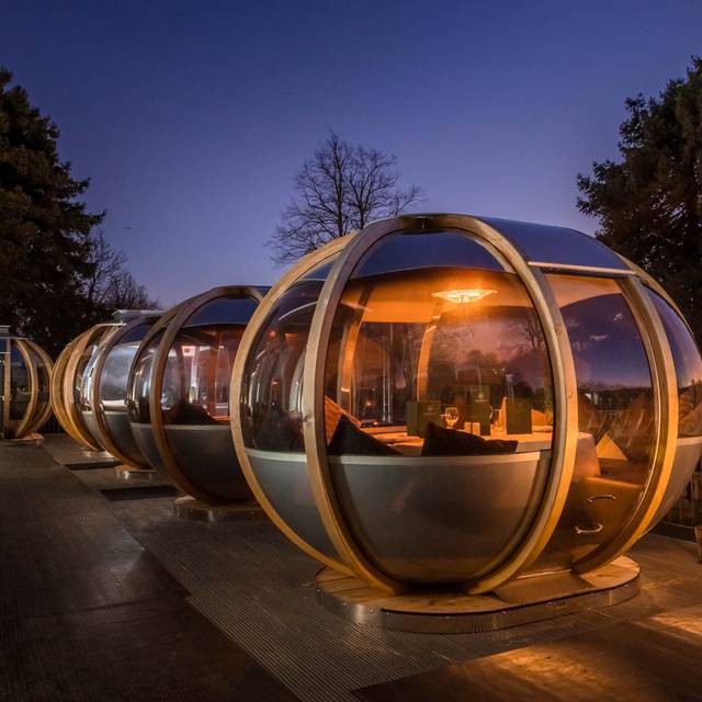 Pods ресторан. Ambient pictures.
