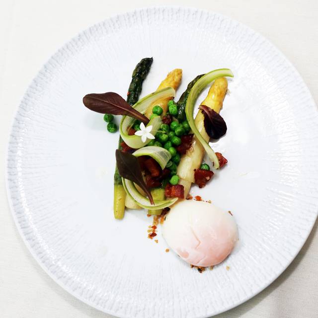 The Met Dining Room Restaurant - New York, NY | OpenTable