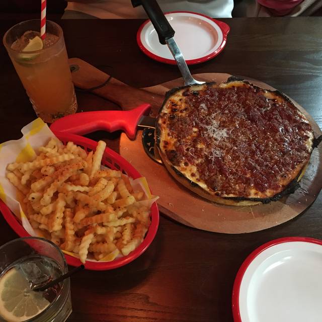 Thundercat Pub & Diner