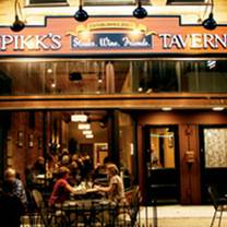 Una foto del restaurante Pikk's Tavern