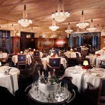 Une photo du restaurant George V at Ashford Castle