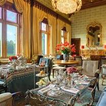 Une photo du restaurant The Connaught Room at Ashford Castle