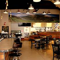 Una foto del restaurante Nuno's Bistro & Bar