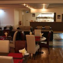 foto van red oven restaurant